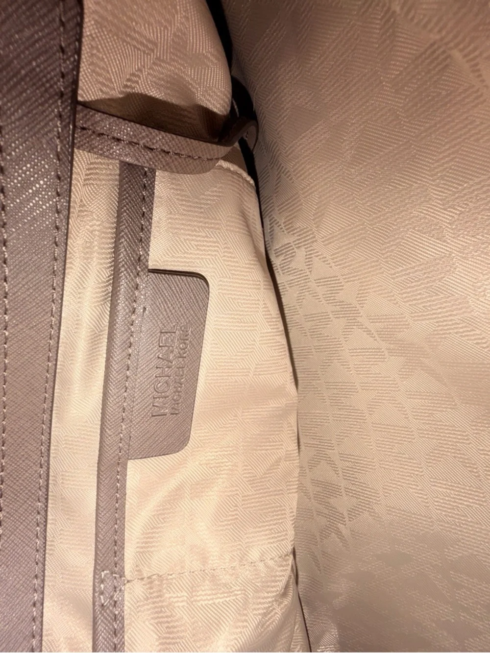 Michael Kors taupe Leather Tote with MK Charm - Picture 5 of 5